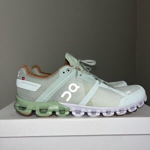 On Running Cloudtec Shoes in Light Green and White